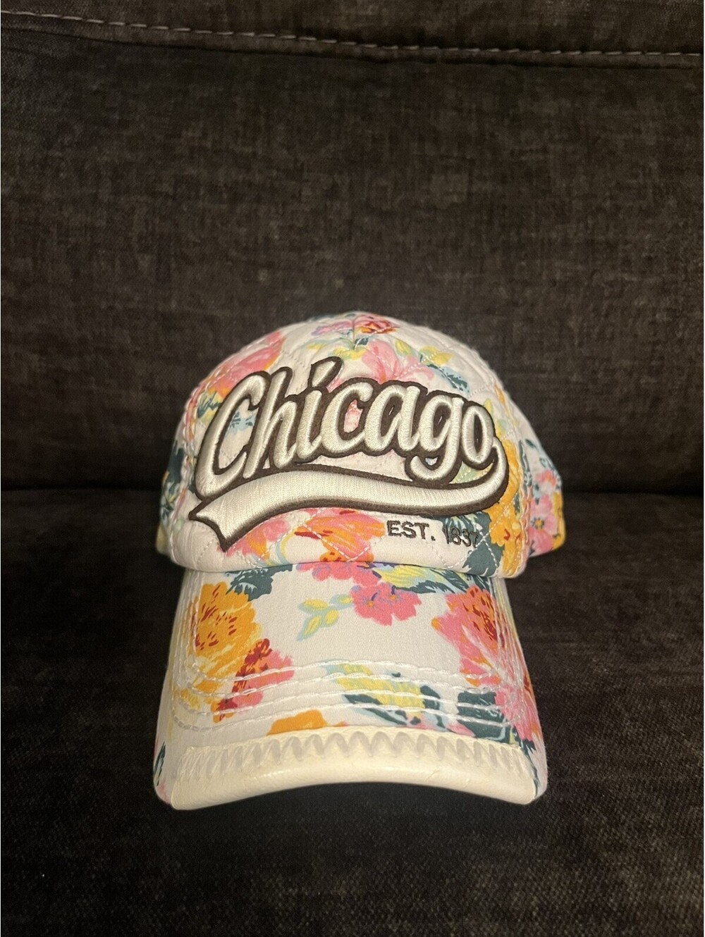 Women Robin Ruth Chicago Floral Snapback Hat Cap Flowers Baseball Mom White Pink